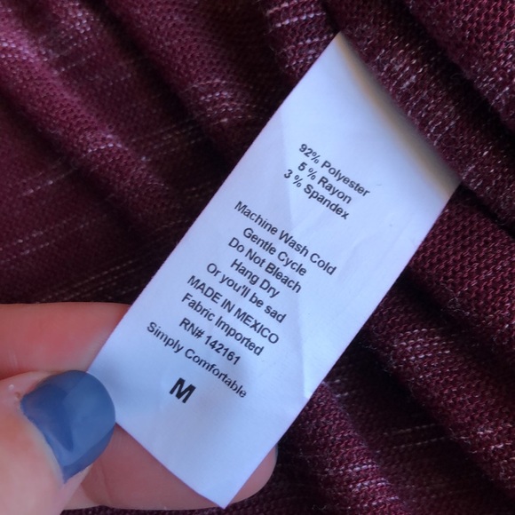 Lularoe Joy Vest Heathered burgundy red white sweater material medium sleeveless - Picture 7 of 7